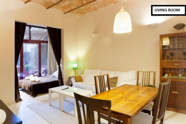 Family Apartment Plaza Espana Barcelona Exterior photo
